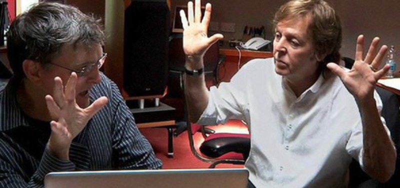 paul mccartney trabajando con bungie