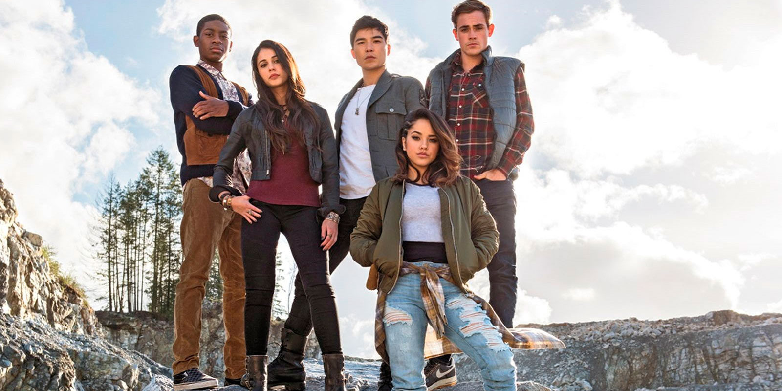 Nuevos pósteres internacionales de la nueva 'Power Rangers'