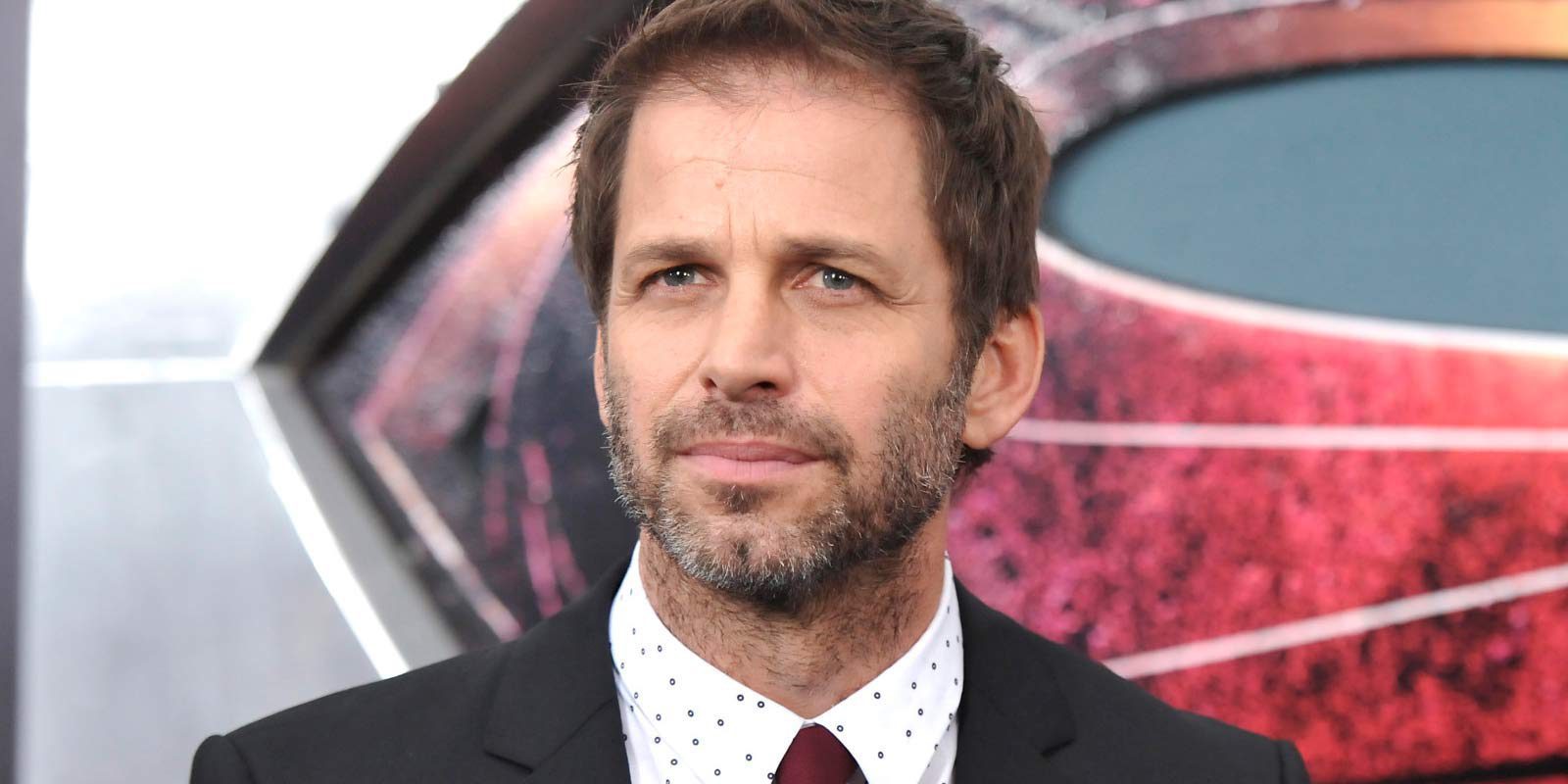 La visión del cine de Zack Snyder nunca ha casado con la de DC