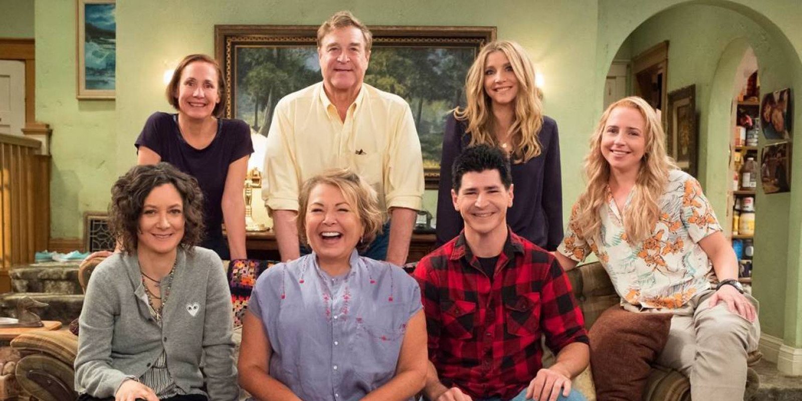 'Roseanne': ABC ha cancelado la serie por un tuit racista de Roseanne Barr