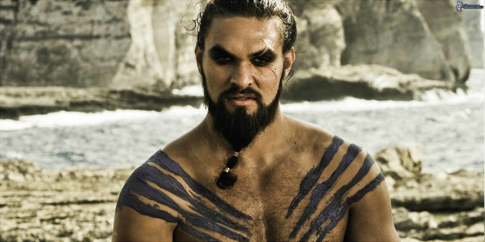 Jason Momoa... ¿vuelve a 'Juego de Tronos'?