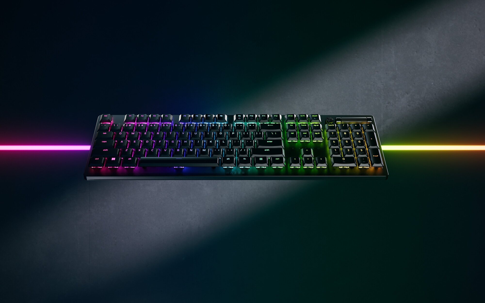 DeathStalker V2 es la nueva y atrevida línea de teclados de Razer